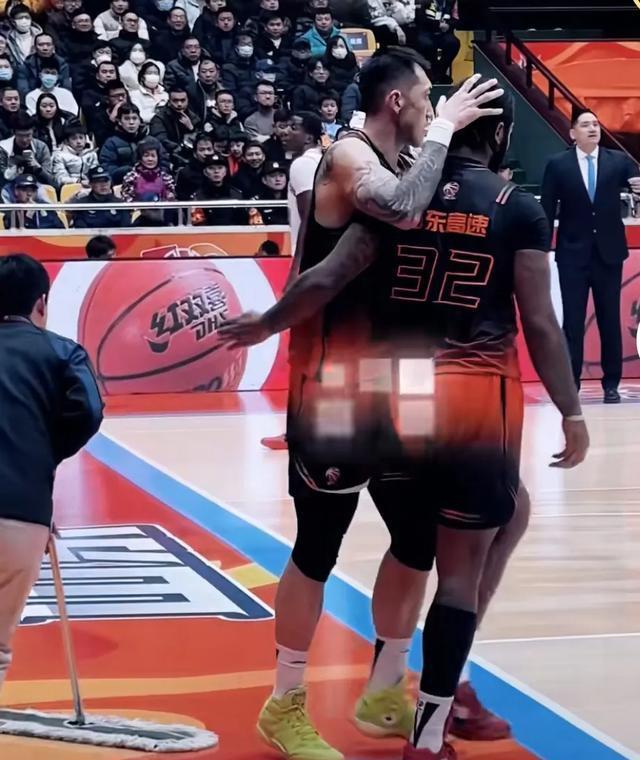 九游体育-日本队观众热烈欢呼！，TheShy迎来七赛季出色发挥再创辉煌时刻(日本留学日常)