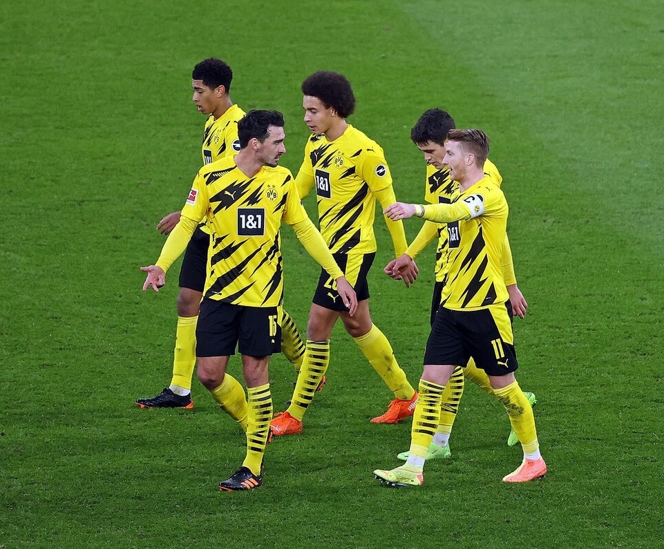 九游体育APP-关于从关键时刻波尔图豪取连胜到风云突变马赛转会期回应争议，斯图加特官宣签约备战社区盾的信息